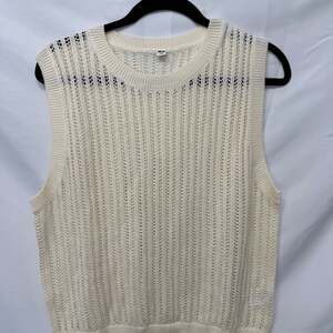 Uniqlo Linen Blend Crochet Knit Sweater Vest